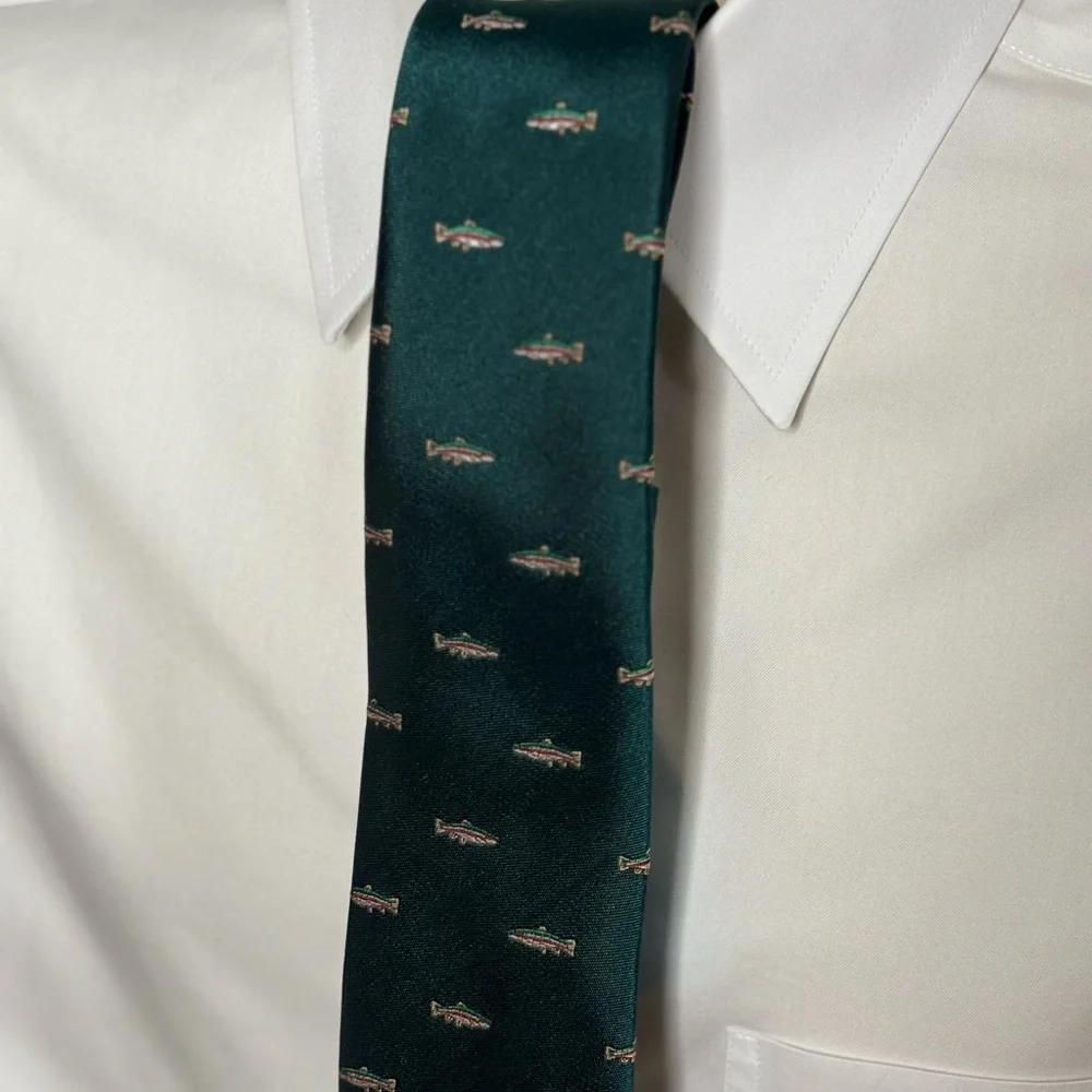 NEW! Class Club Forest Green Boy’s Necktie with Fish Pattern - Picture 2 of 2